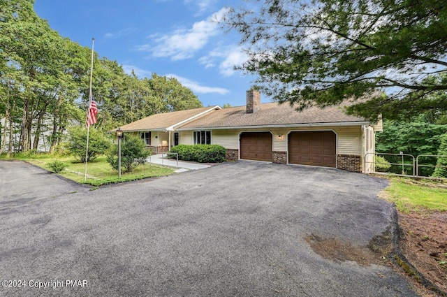 Listing photo 2 for 141 E Mountain Top Rd, Summit Hill PA 18250