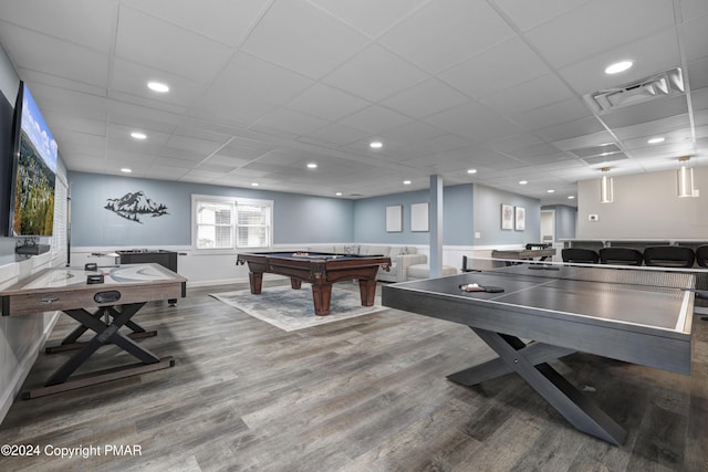 game room featuring pool table, visible vents, a drop ceiling, and wood finished floors