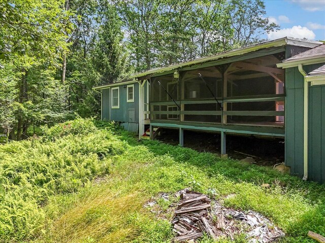 250 Sunrise Loop, Henryville, PA 18332 - view of side of home