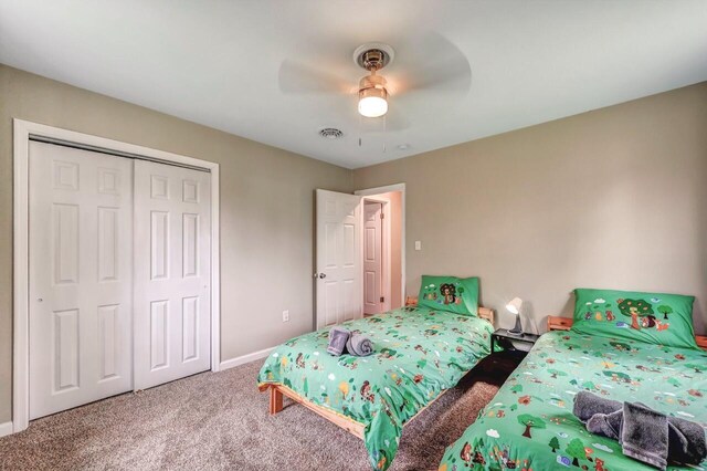 134 Altemose Rd, Pocono Lake, PA 18347 - carpeted bedroom with ceiling fan, visible vents, baseboards, and a closet