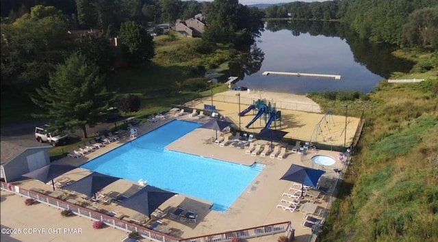123 Shannon Ct, Bushkill, PA 18324 - drone / aerial view of a forest and a large body of water