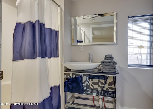 123 Shannon Ct, Bushkill, PA 18324 - bathroom featuring healthy amount of natural light, vanity, and a shower with curtain