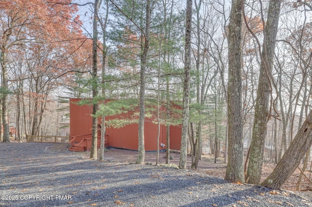 123 Shannon Ct, Bushkill, PA 18324 - view of yard with an outdoor structure