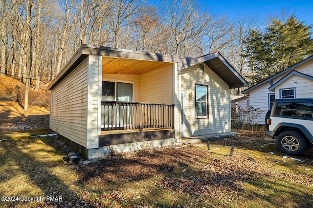 view of front of house featuring covered porch