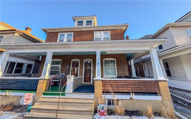 view of front of house with a porch