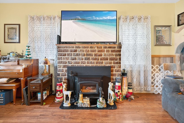 10 S Broad St, Bangor, PA 18013 - living area featuring wood finished floors