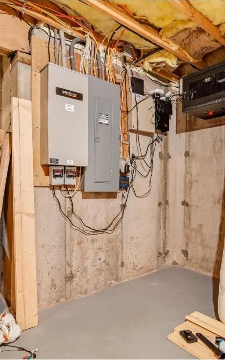 1376 Buck Ridge Dr, Stroudsburg, PA 18360 - view of utility room