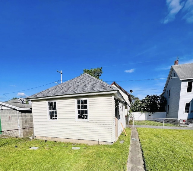 1116 Diamond Ave, Scranton, PA 18508 - view of home's exterior featuring a shingled roof