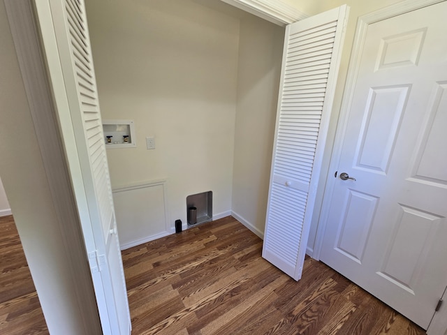 526 Crocus Dr, East Stroudsburg, PA 18301 - laundry area with washer hookup, dark wood-style floors, and baseboards