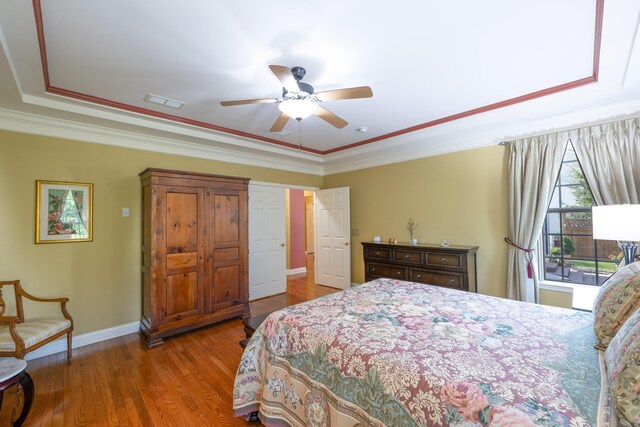 2772 Sheffield Dr, Easton, PA 18040 - bedroom with wood finished floors, crown molding, and ceiling fan