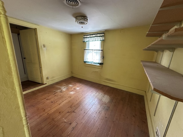 337 Summit Rd, Swiftwater, PA 18370 - unfurnished room with hardwood / wood-style floors and baseboards