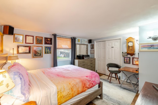 bedroom featuring a closet