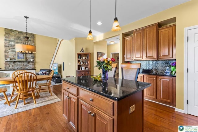 140 Birdie Way, Kunkletown, PA 18058 - kitchen featuring dark wood finished floors, a center island, backsplash, decorative light fixtures, and recessed lighting
