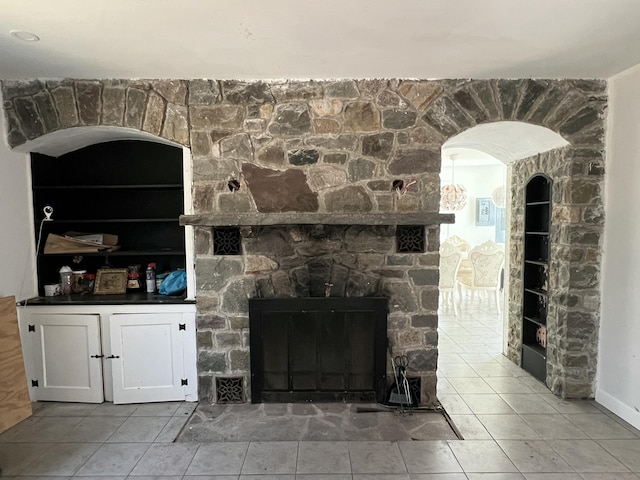 108 Devils Hole Rd, Cresco, PA 18326 - details featuring arched walkways and a stone fireplace