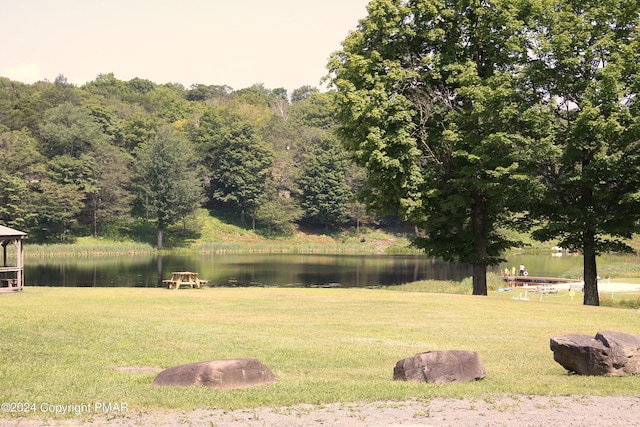 view of yard with a water view