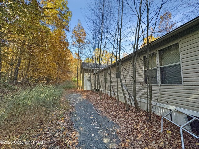 228 Victory Ln, Stroudsburg, PA 18360 - view of property exterior