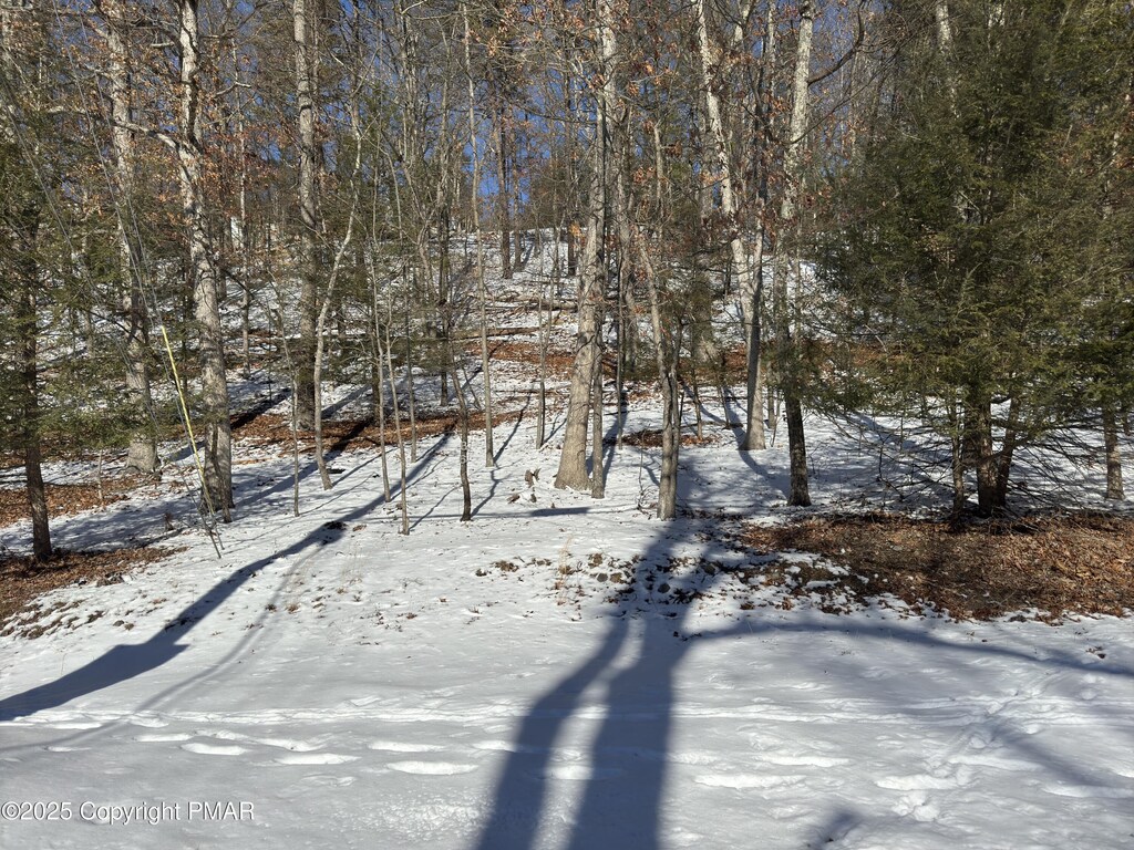 86 Hull Rd, East Stroudsburg, PA 18302
