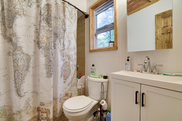 235 Scenic Dr, East Stroudsburg, PA 18302 - full bathroom featuring toilet, vanity, and a shower with shower curtain