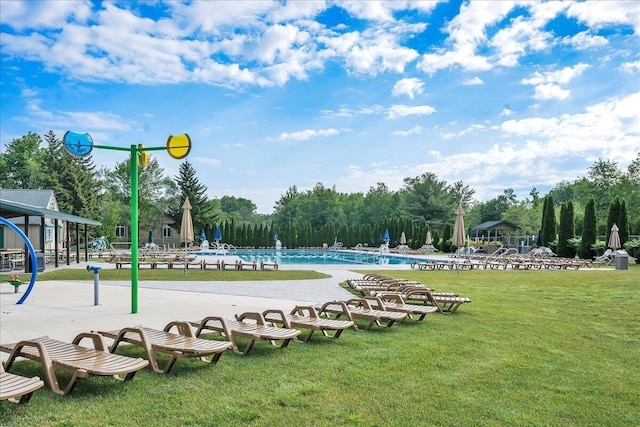 3336 Buck Run, Tobyhanna, PA 18466 - view of community featuring a lawn and a swimming pool