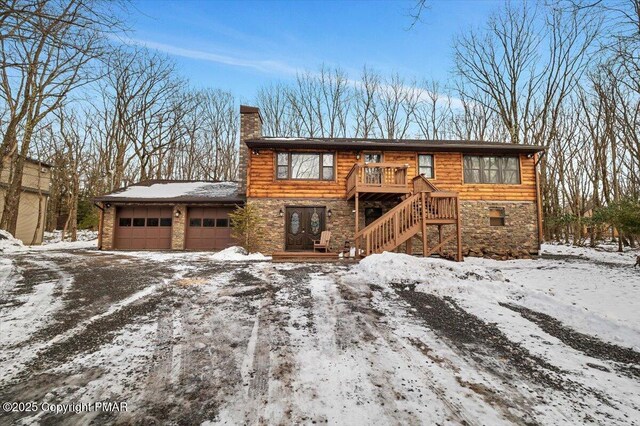 view of front of home featuring a garage