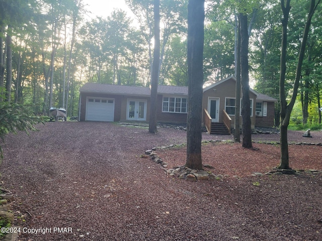 Listing photo 2 for 113 Cardinal Dr, Pocono Lake PA 18347