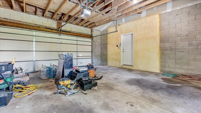 2705 W Gordon St, Allentown, PA 18104 - garage featuring a garage door opener