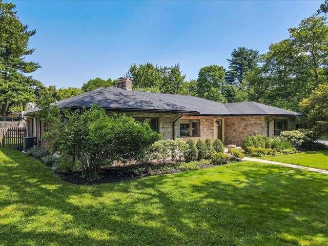2705 W Gordon St, Allentown, PA 18104 - single story home with a chimney and brick siding
