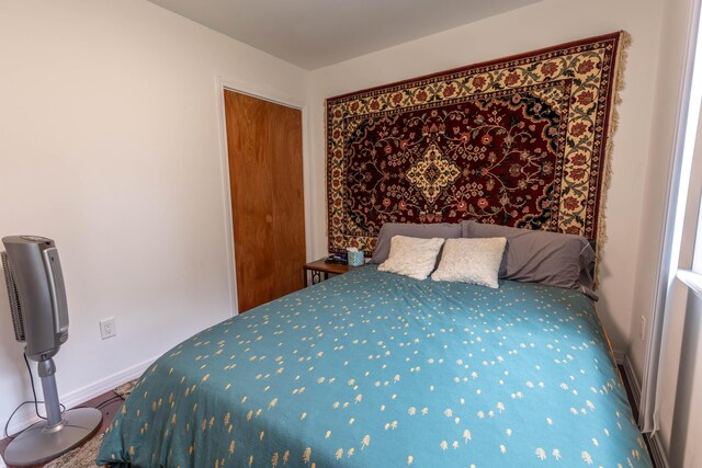 88 Wild Turkey Cir, Lake Ariel, PA 18436 - carpeted bedroom featuring baseboards