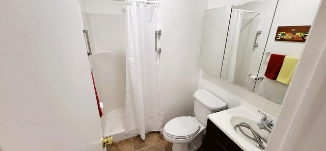 210 Dover Dr, Bushkill, PA 18324 - bathroom with vanity and toilet