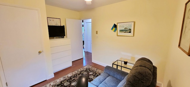 210 Dover Dr, Bushkill, PA 18324 - living area with wood finished floors and baseboards