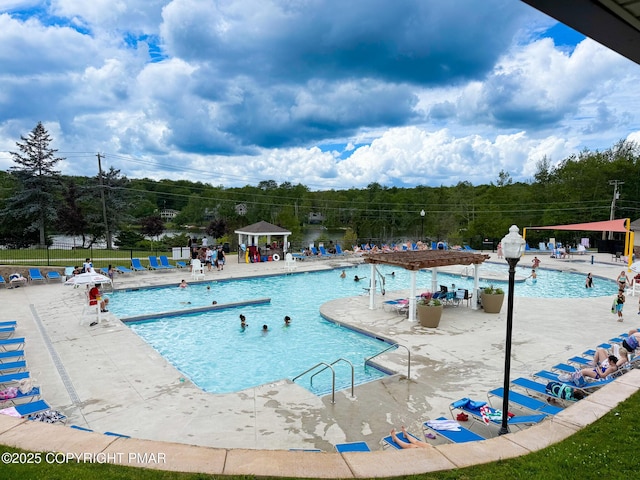 141 Natures Dr, Tobyhanna, PA 18466 - photo 8