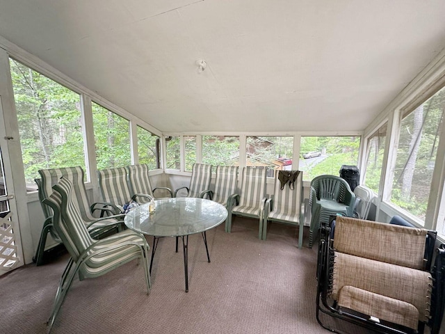 207 Manchester Dr, Bushkill, PA 18324 - sunroom / solarium with outdoor dining space
