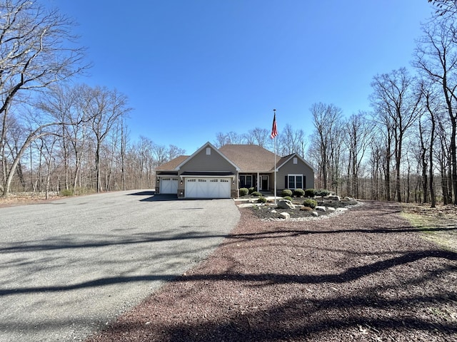 565 Ridge Rd, Bangor, PA 18013 - view of front of house featuring an attached garage and driveway