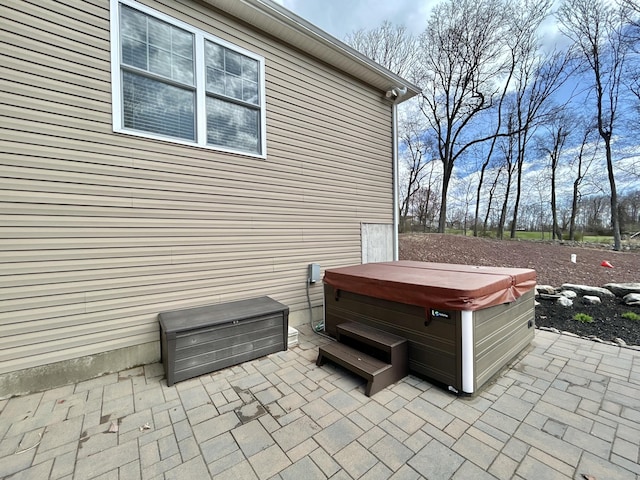 565 Ridge Rd, Bangor, PA 18013 - view of patio / terrace featuring a hot tub