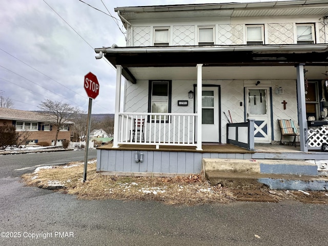 1701 Mohawk St, Coal Township PA, 17866, 2 bedrooms, 1 bath townhouse for sale