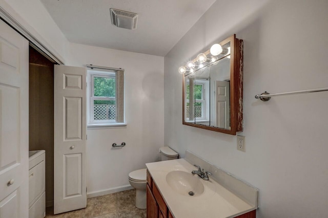 1162 Colt Ln, Pocono Summit, PA 18346 - bathroom with vanity and washer / clothes dryer