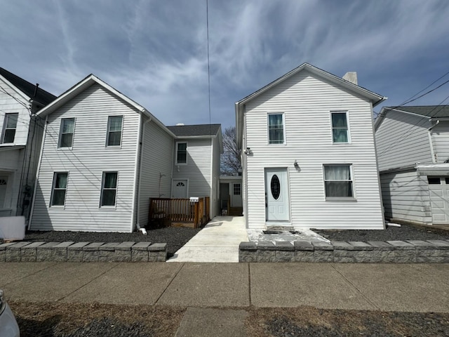 view of front of home