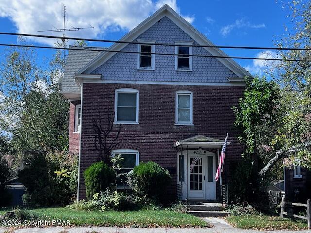 479 N Courtland St, East Stroudsburg PA, 18301, 3 bedrooms, 1.5 baths house for sale