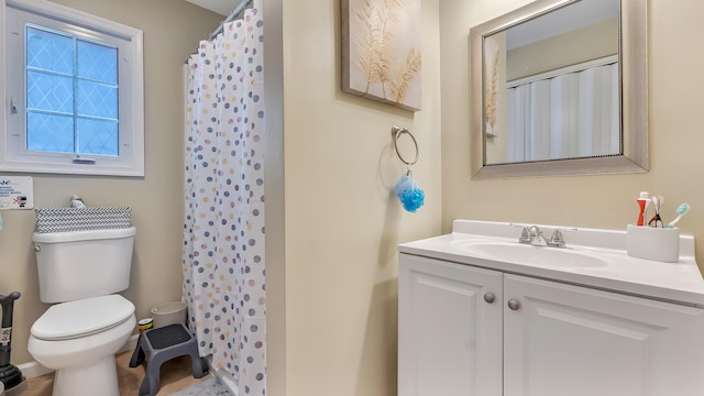 9148 Brandywine Dr, Tobyhanna, PA 18466 - bathroom featuring toilet, vanity, and a shower with shower curtain