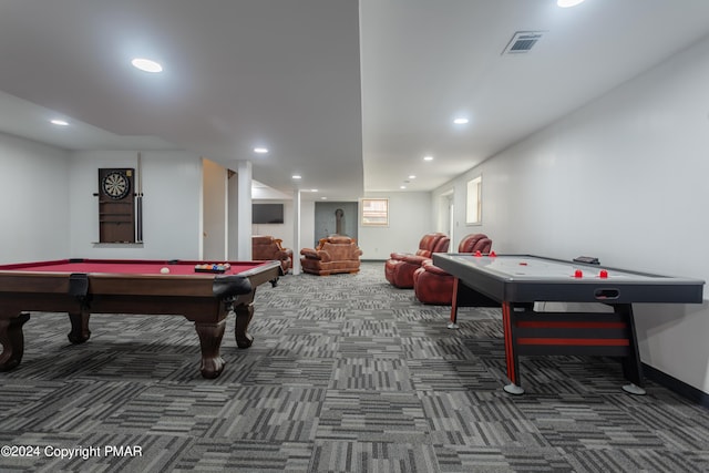 playroom featuring carpet floors, visible vents, and recessed lighting