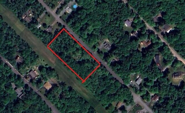 13 Driftwood Rd, Blakeslee, PA 18610