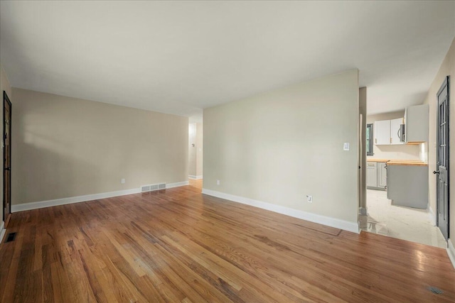 7136 Howel Ter, Stroudsburg, PA 18360 - photo 9