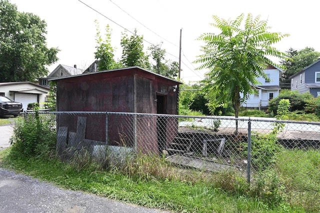 595 N Courtland St, East Stroudsburg, PA 18301 - view of outdoor structure