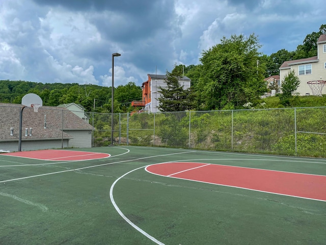 195 Brentwood Dr, Bushkill, PA 18324 - view of basketball court with community basketball court and fence