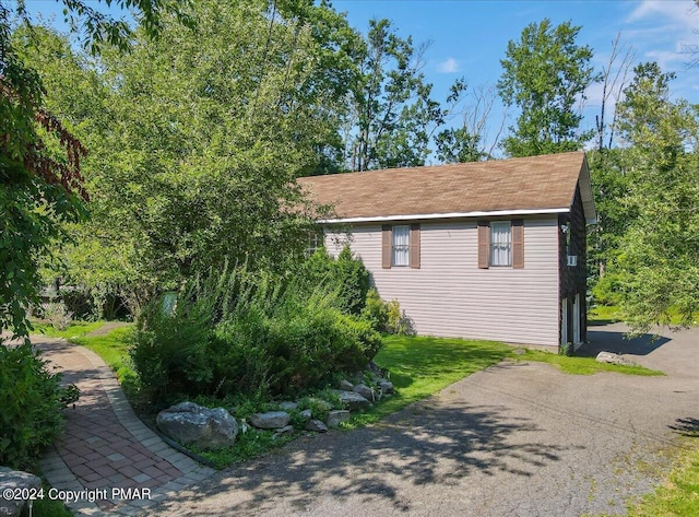 188 Olde Schoolhouse Rd, Cresco, PA 18326 - view of side of home