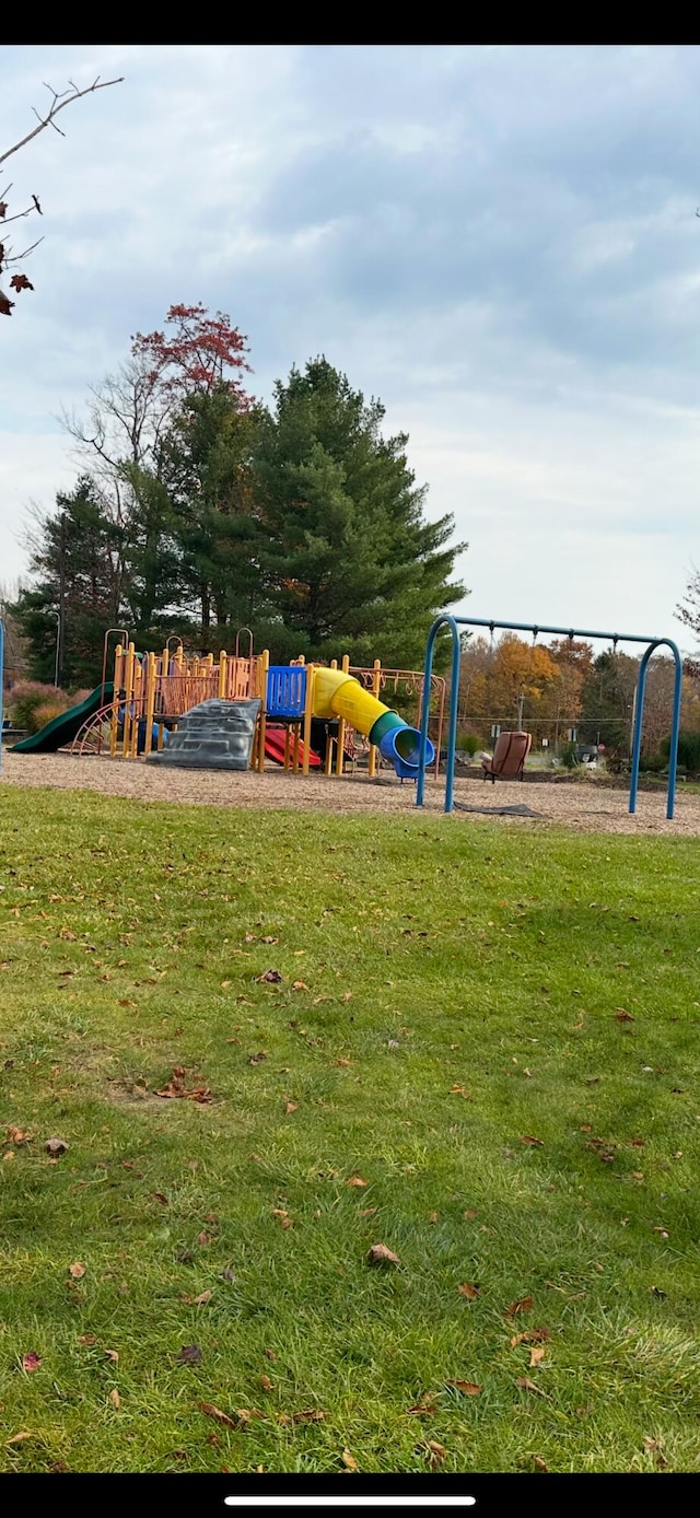 6069 Boardwalk Dr, Tobyhanna, PA 18466 - community playground with a lawn