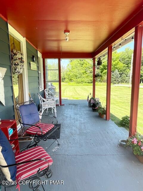 551 Stock Farm Rd, Lake Ariel, PA 18436 - photo 5