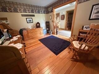 163 Wagner Blvd, Greenfield Township, PA 18407 - living area featuring hardwood / wood-style floors