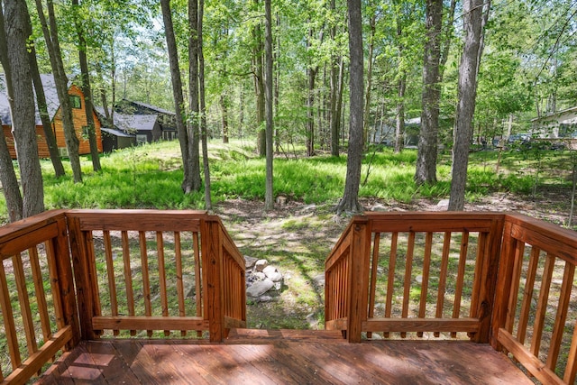 2107 Oak Rd, Pocono Pines, PA 18350 - view of deck
