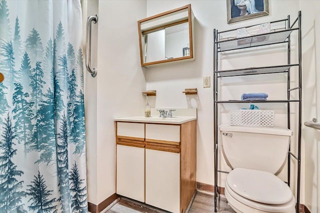 232 Image Dr, Scotrun, PA 18355 - bathroom featuring baseboards, curtained shower, toilet, and vanity